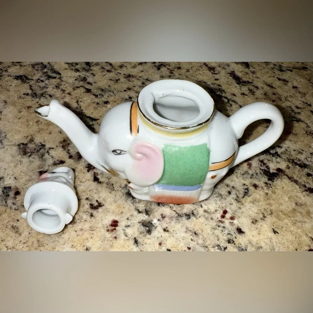 Vintage Pier 1 Imports Hand Painted Ceramic Elephant Teapot!